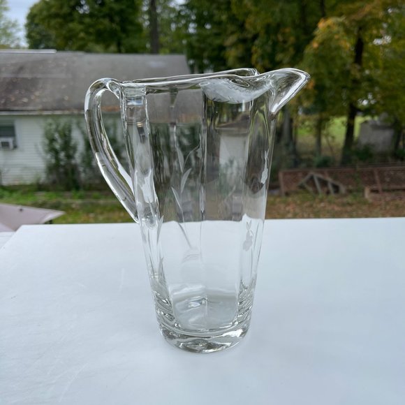 Vintage Etched Clear Crystal Water Pitcher With‎ Floral design 32 Oz - Picture 5 of 15
